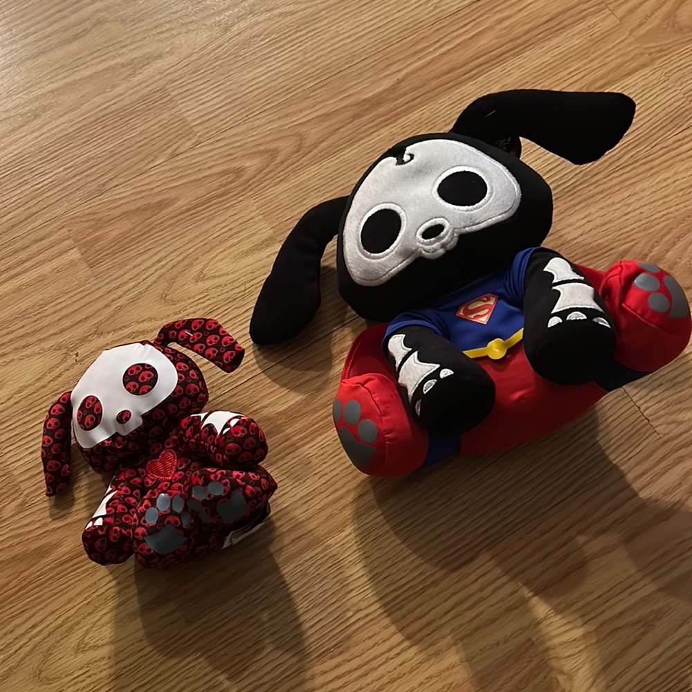 Skelanimals plushies